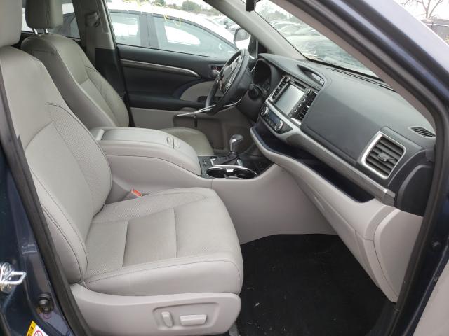 Photo 4 VIN: 5TDDZRFH9JS489070 - TOYOTA HIGHLANDER 