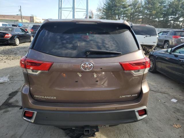 Photo 5 VIN: 5TDDZRFH9JS824571 - TOYOTA HIGHLANDER 