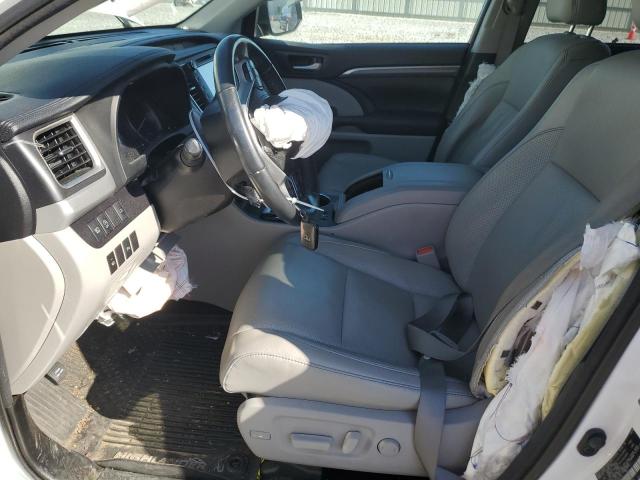 Photo 6 VIN: 5TDDZRFH9JS873172 - TOYOTA HIGHLANDER 