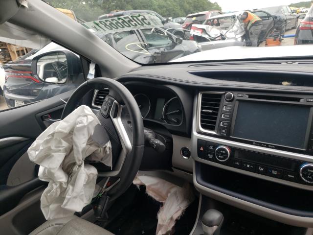 Photo 8 VIN: 5TDDZRFHXKS732189 - TOYOTA HIGHLANDER 