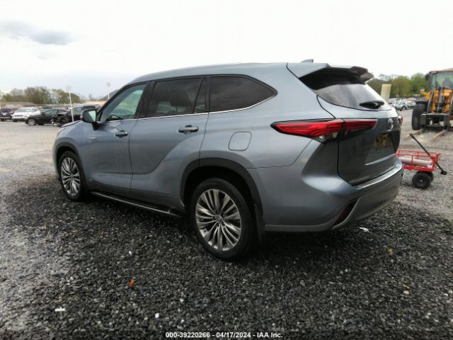 Photo 2 VIN: 5TDEBRCH4MS017859 - TOYOTA HIGHLANDER 