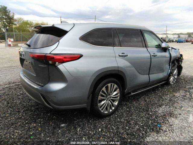 Photo 3 VIN: 5TDEBRCH4MS017859 - TOYOTA HIGHLANDER 