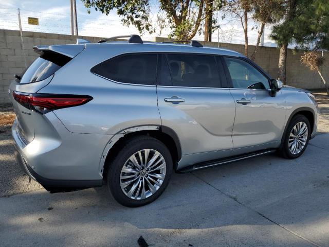 Photo 2 VIN: 5TDEBRCHXPS129473 - TOYOTA HIGHLANDER 