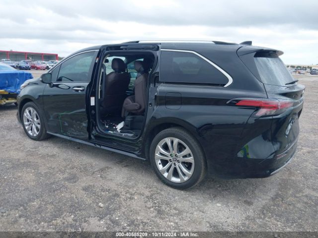 Photo 2 VIN: 5TDERKEC0PS149249 - TOYOTA SIENNA 