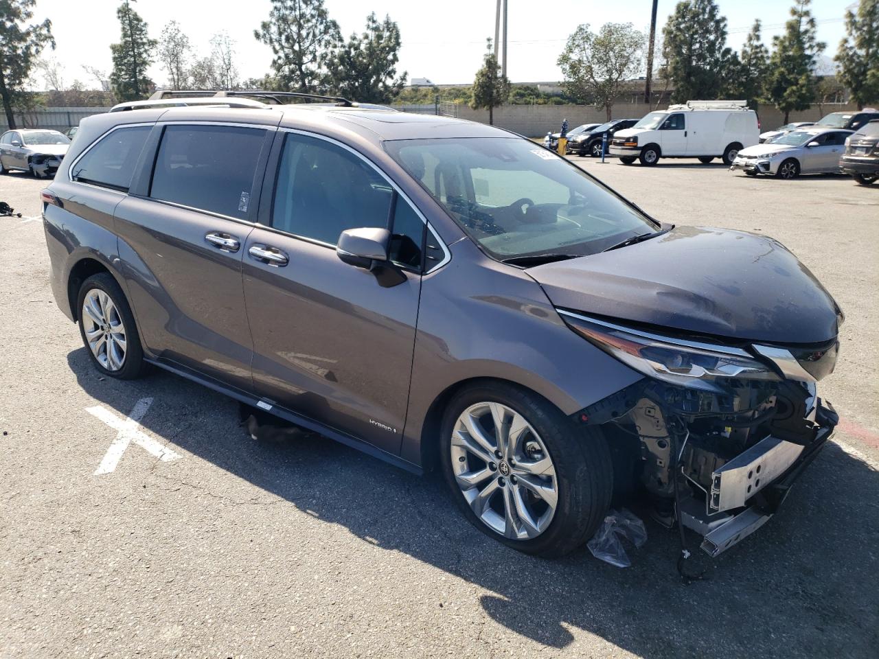 Photo 3 VIN: 5TDERKEC5MS024386 - TOYOTA SIENNA 