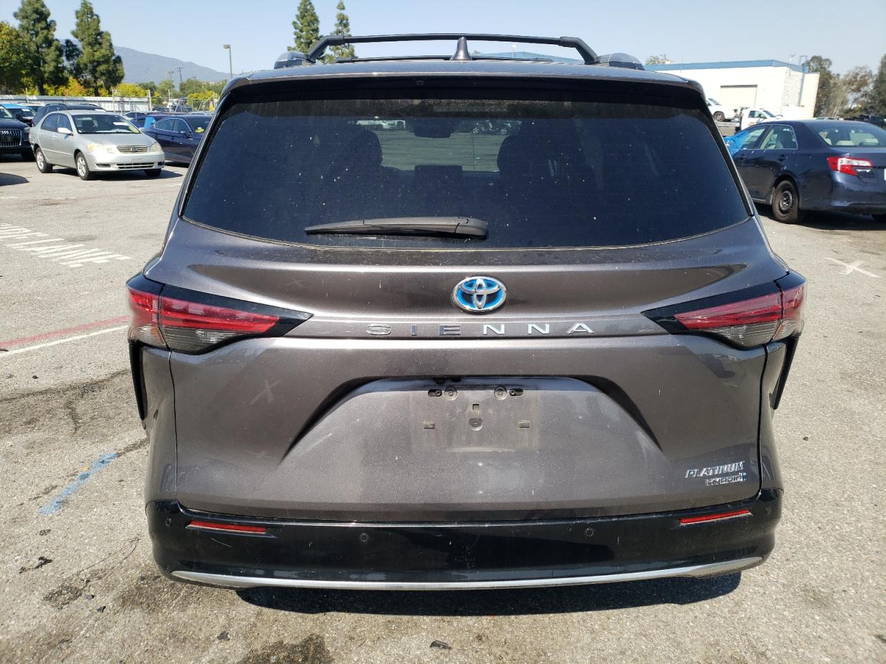 Photo 5 VIN: 5TDERKEC5MS024386 - TOYOTA SIENNA 