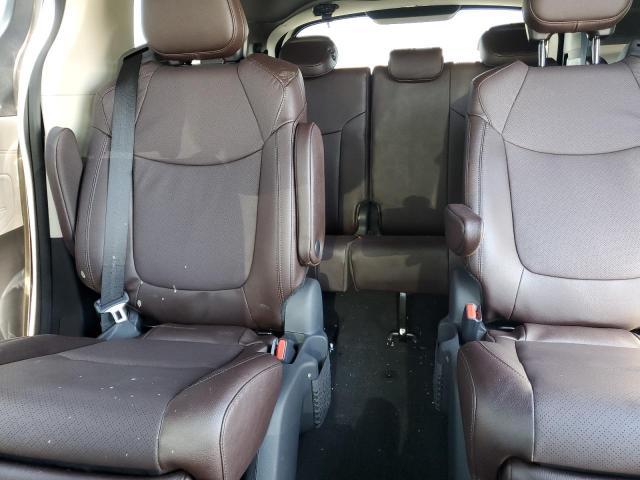 Photo 9 VIN: 5TDERKEC6RS197955 - TOYOTA SIENNA LIM 