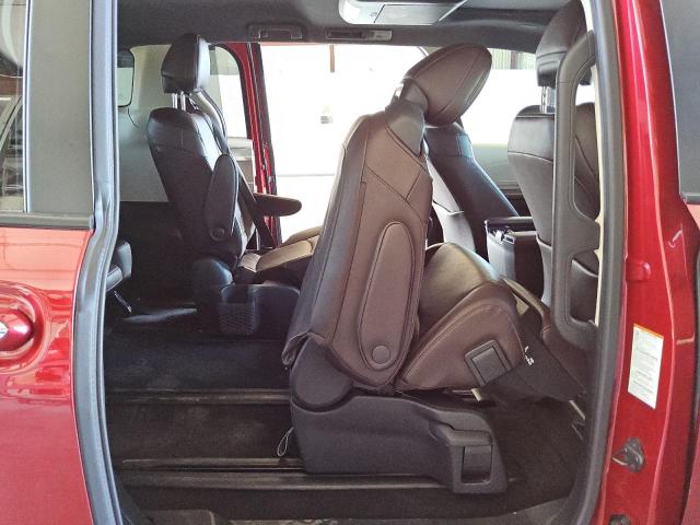 Photo 10 VIN: 5TDERKEC8NS099570 - TOYOTA SIENNA LIM 