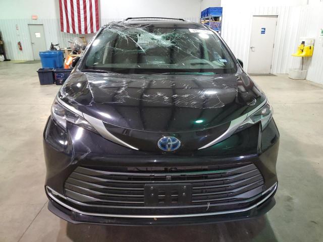 Photo 4 VIN: 5TDERKECXMS002223 - TOYOTA SIENNA LIM 