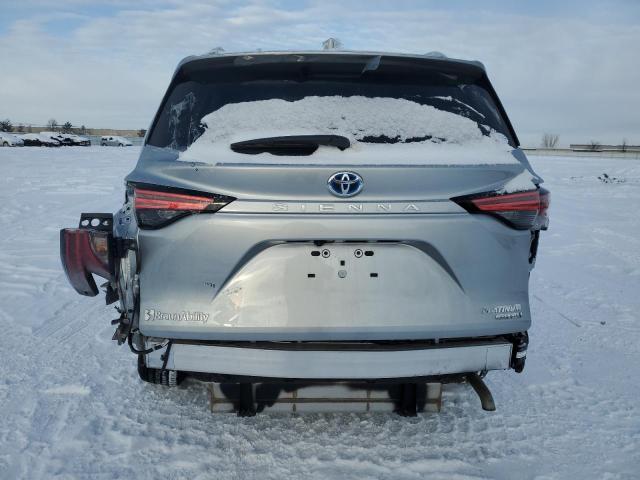 Photo 5 VIN: 5TDERKECXNS121858 - TOYOTA SIENNA LIM 