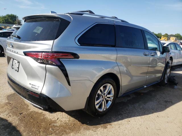 Photo 2 VIN: 5TDESKFC1RS131753 - TOYOTA SIENNA LIM 