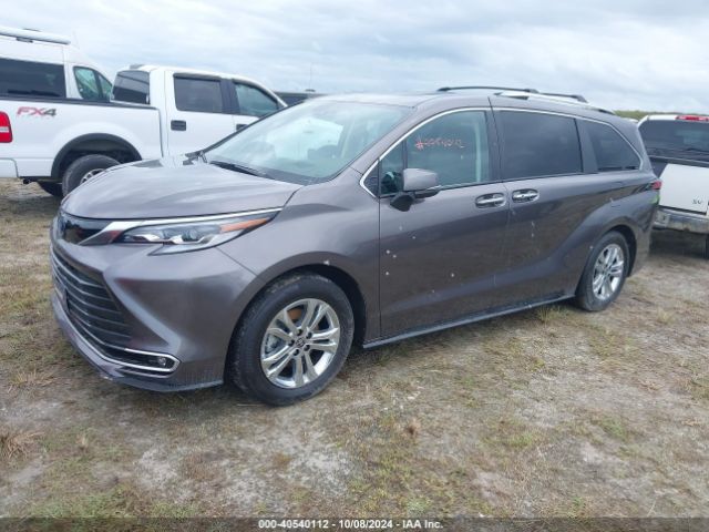 Photo 1 VIN: 5TDESKFC2PS106874 - TOYOTA SIENNA 