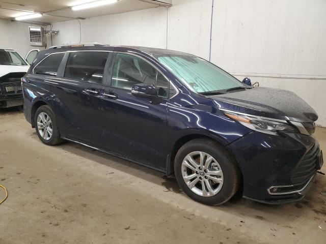 Photo 3 VIN: 5TDESKFC3PS107208 - TOYOTA SIENNA LIM 