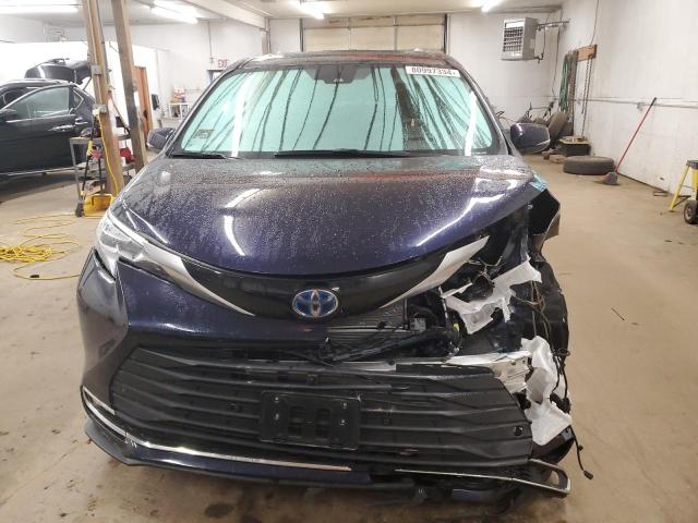 Photo 4 VIN: 5TDESKFC3PS107208 - TOYOTA SIENNA LIM 