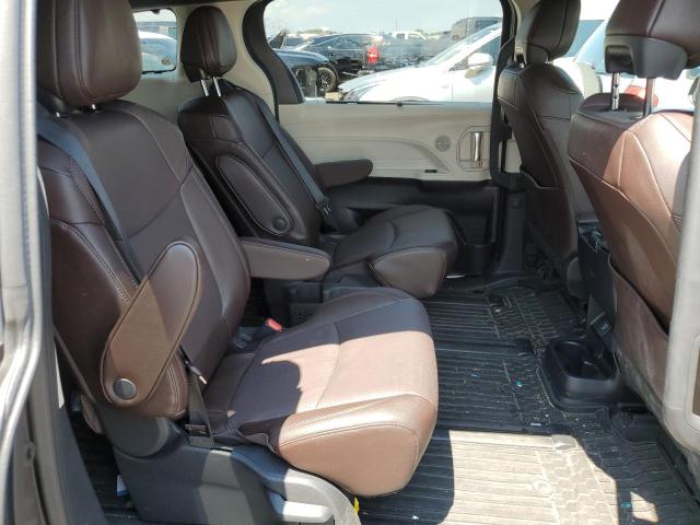 Photo 10 VIN: 5TDESKFC4PS106844 - TOYOTA SIENNA 