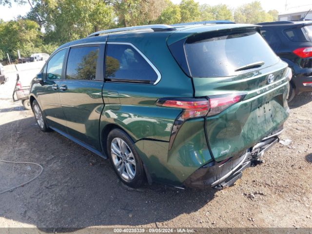 Photo 2 VIN: 5TDESKFC7NS044708 - TOYOTA SIENNA 