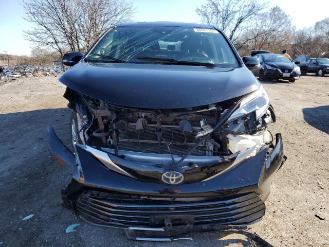 Photo 4 VIN: 5TDESKFC7PS102867 - TOYOTA SIENNA LIM 