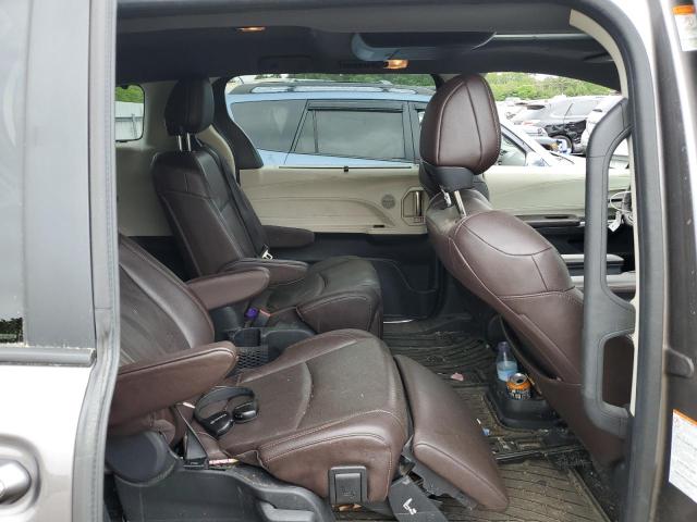 Photo 9 VIN: 5TDESKFC8NS051988 - TOYOTA SIENNA 