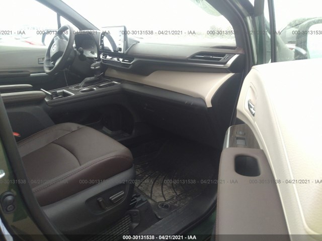 Photo 4 VIN: 5TDESKFC9MS004581 - TOYOTA SIENNA 