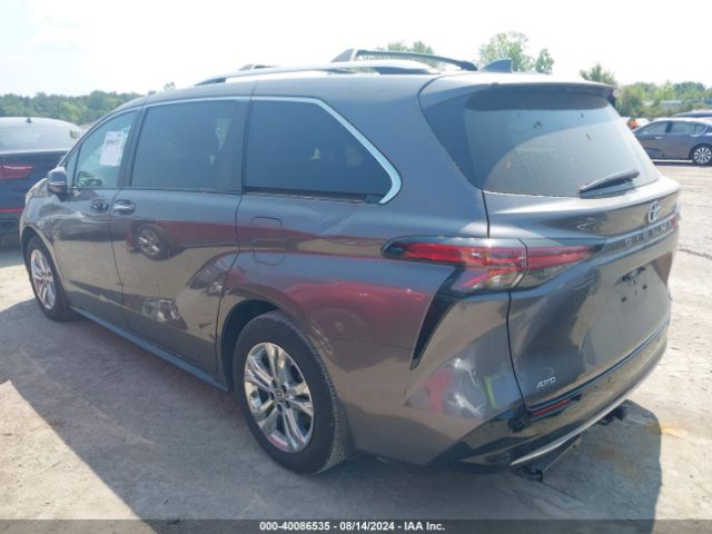 Photo 2 VIN: 5TDESKFC9PS097249 - TOYOTA SIENNA 