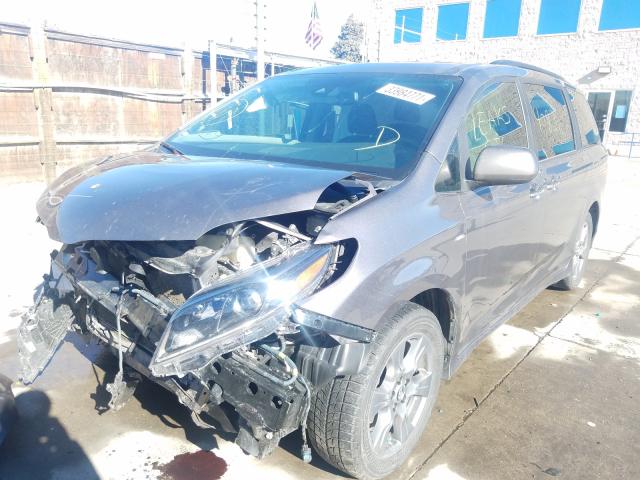 Photo 1 VIN: 5TDEZ3DC0KS223687 - TOYOTA SIENNA SE 