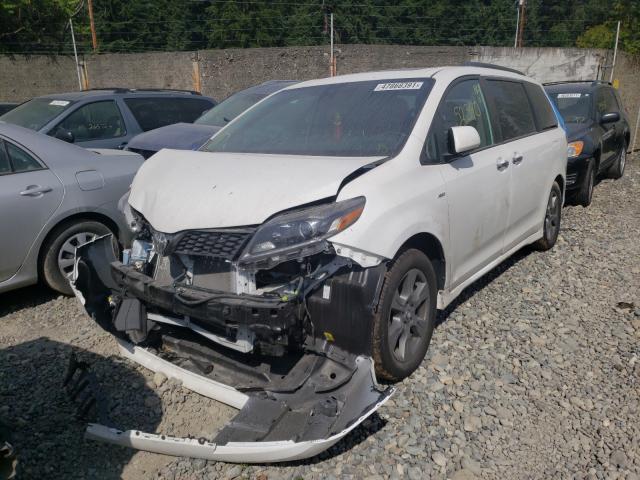 Photo 1 VIN: 5TDEZ3DC1KS225836 - TOYOTA SIENNA SE 