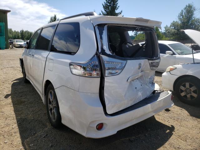 Photo 2 VIN: 5TDEZ3DC1KS225836 - TOYOTA SIENNA SE 