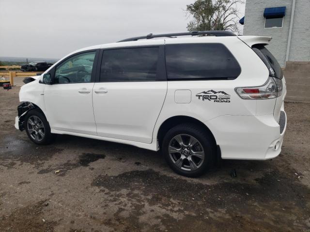 Photo 1 VIN: 5TDEZ3DC8KS215899 - TOYOTA SIENNA SE 