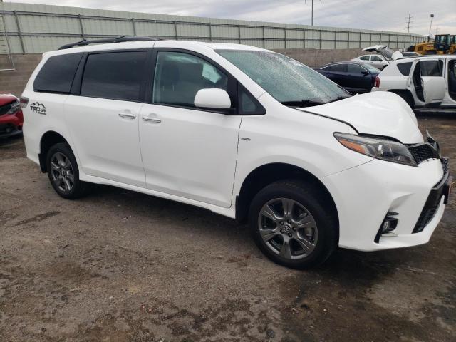 Photo 3 VIN: 5TDEZ3DC8KS215899 - TOYOTA SIENNA SE 