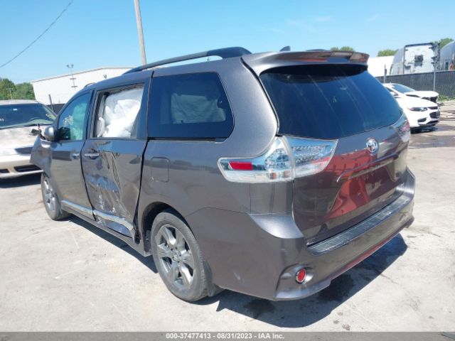 Photo 2 VIN: 5TDEZ3DC8KS216471 - TOYOTA SIENNA 