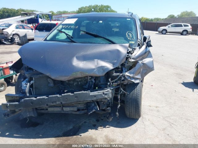 Photo 5 VIN: 5TDEZ3DC8KS216471 - TOYOTA SIENNA 