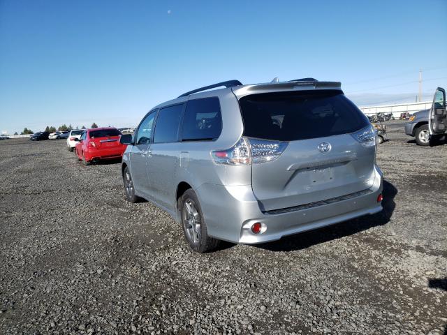 Photo 2 VIN: 5TDEZ3DC8KS223579 - TOYOTA SIENNA SE 