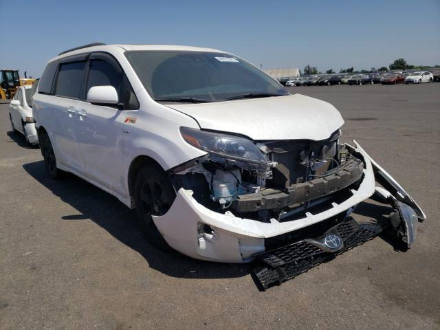 Photo 0 VIN: 5TDEZ3DC9LS233345 - TOYOTA SIENNA SE 