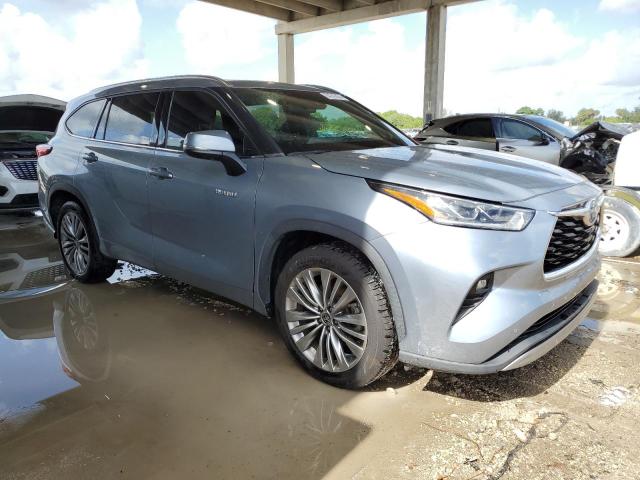 Photo 3 VIN: 5TDFARAH0MS004987 - TOYOTA HIGHLANDER 