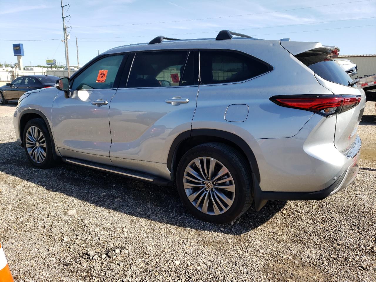 Photo 1 VIN: 5TDFZRAH4MS074016 - TOYOTA HIGHLANDER 