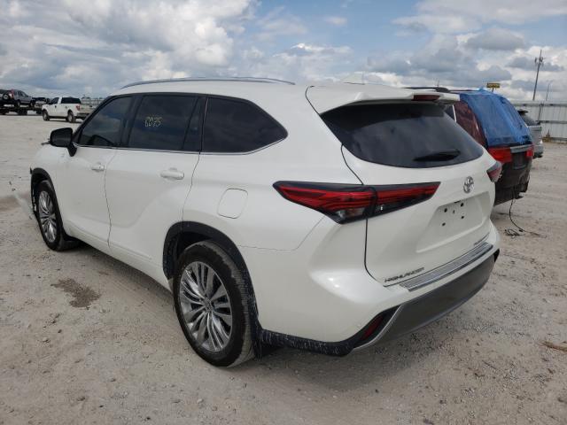 Photo 2 VIN: 5TDFZRBH1MS087689 - TOYOTA HIGHLANDER 