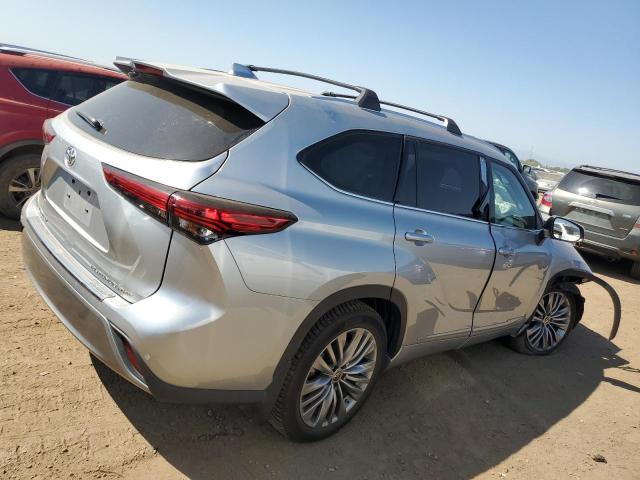 Photo 2 VIN: 5TDFZRBH6MS160961 - TOYOTA HIGHLANDER 