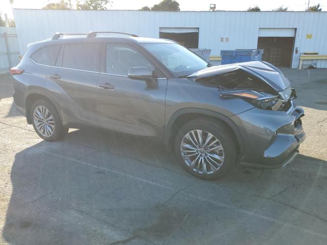 Photo 3 VIN: 5TDFZRBH6NS250726 - TOYOTA HIGHLANDER 