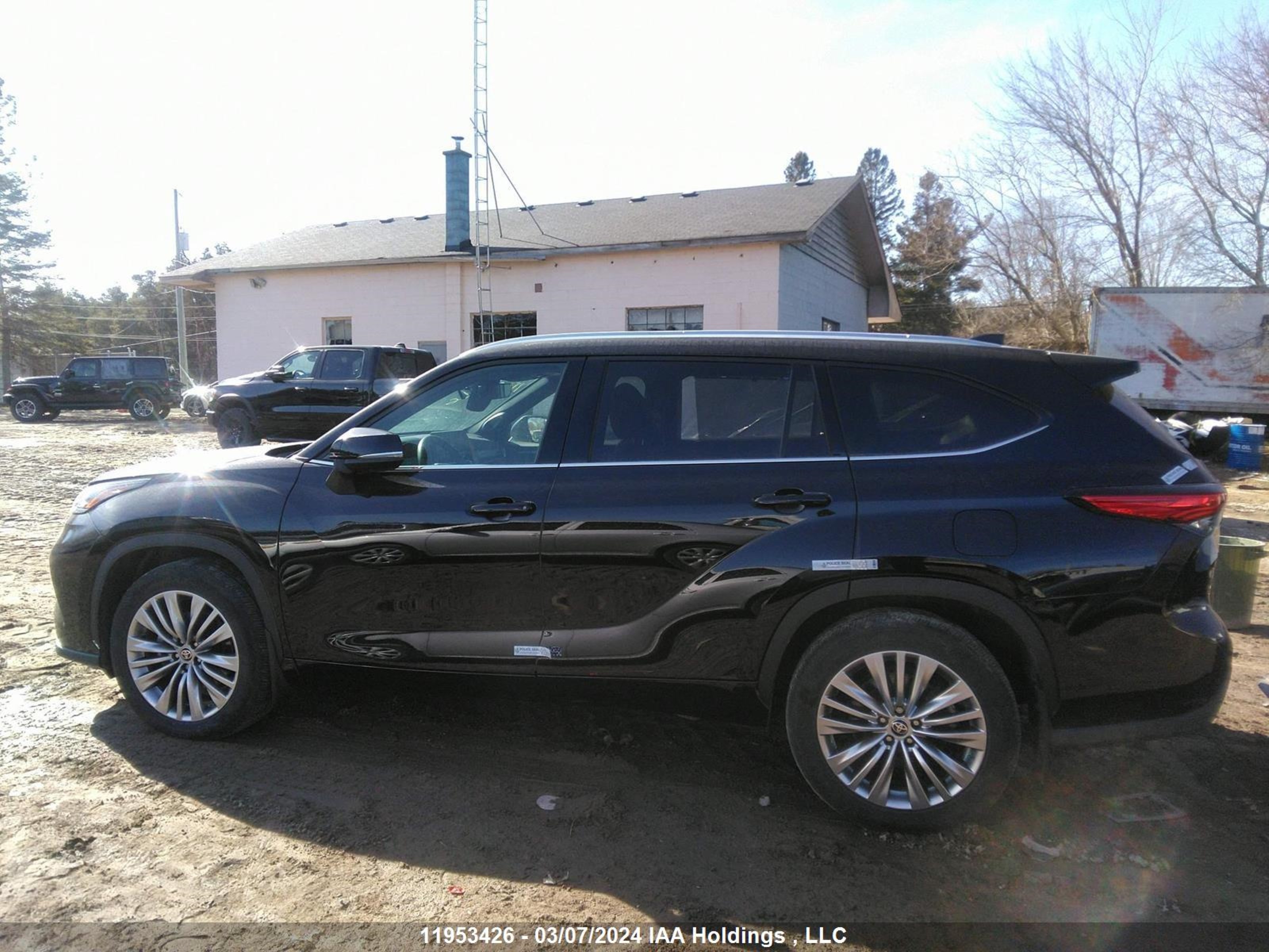 Photo 13 VIN: 5TDFZRBH7NS203236 - TOYOTA HIGHLANDER 