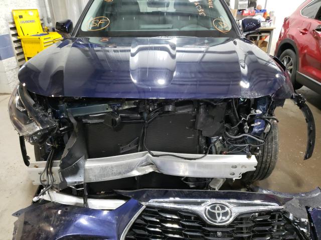 Photo 8 VIN: 5TDFZRBH8MS085597 - TOYOTA HIGHLANDER 