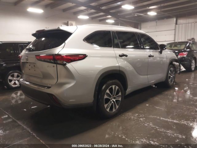 Photo 3 VIN: 5TDGBRCH4NS538641 - TOYOTA HIGHLANDER 