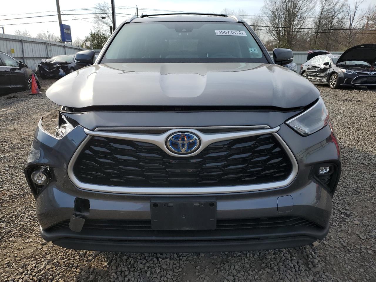 Photo 4 VIN: 5TDGBRCH6NS550404 - TOYOTA HIGHLANDER 