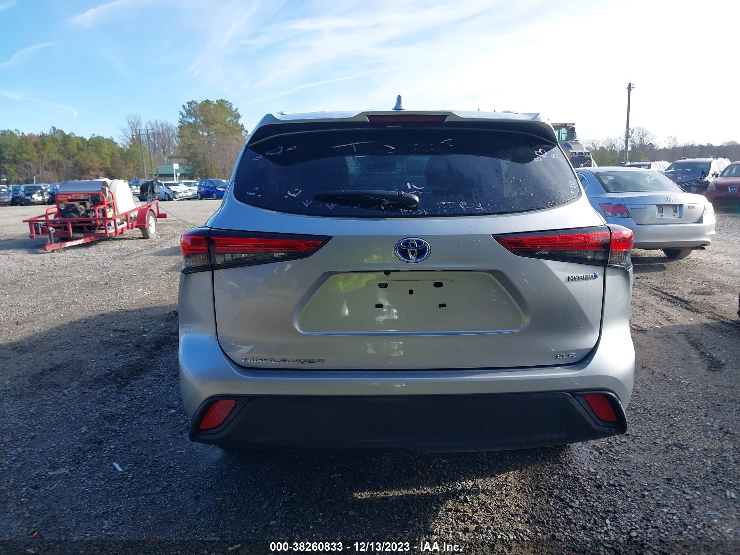 Photo 15 VIN: 5TDGBRCH7NS551772 - TOYOTA HIGHLANDER 