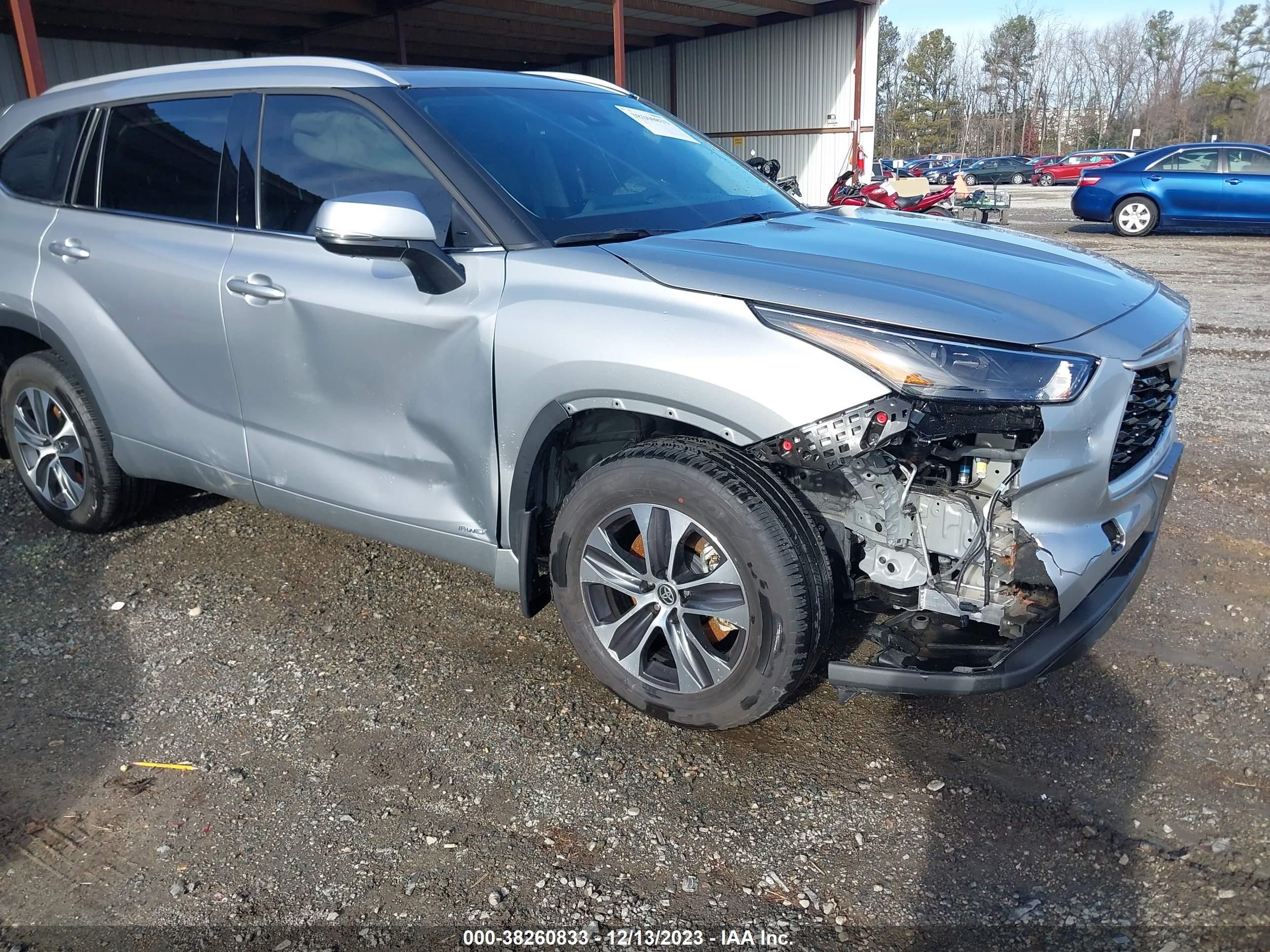 Photo 5 VIN: 5TDGBRCH7NS551772 - TOYOTA HIGHLANDER 