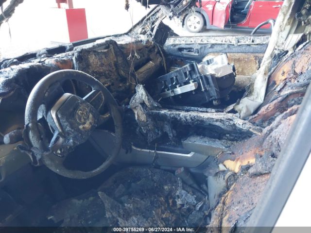 Photo 4 VIN: 5TDGBRCHXNS547733 - TOYOTA HIGHLANDER 