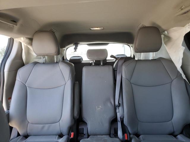 Photo 9 VIN: 5TDGRKEC4NS104238 - TOYOTA SIENNA LE 