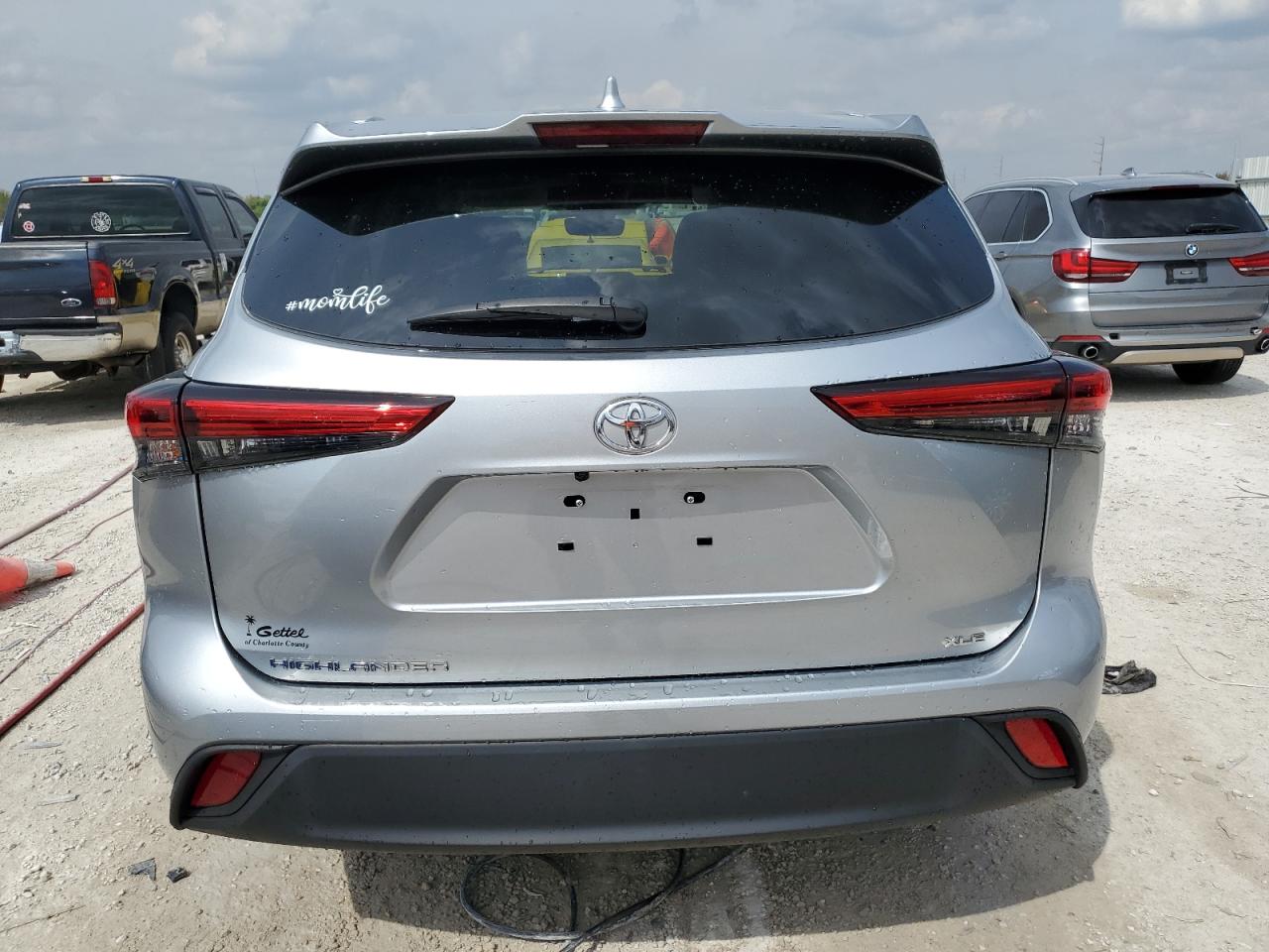 Photo 5 VIN: 5TDGZRAH0NS098223 - TOYOTA HIGHLANDER 