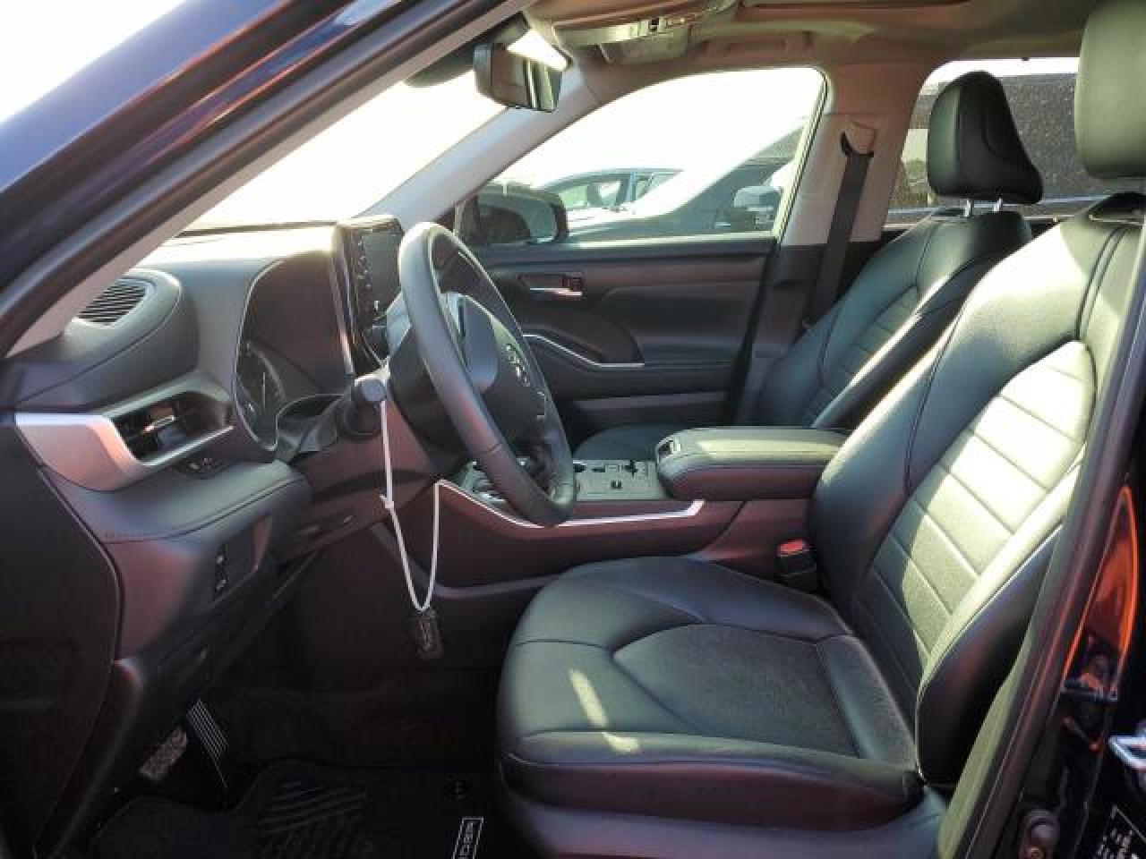 Photo 6 VIN: 5TDGZRAH1NS103834 - TOYOTA HIGHLANDER 