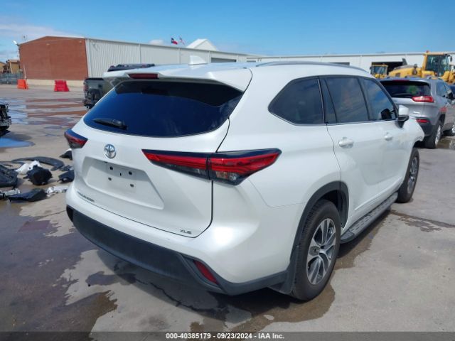 Photo 3 VIN: 5TDGZRAH5NS124556 - TOYOTA HIGHLANDER 