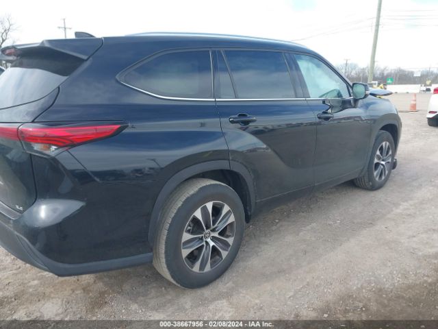 Photo 3 VIN: 5TDGZRAH7MS057988 - TOYOTA HIGHLANDER 